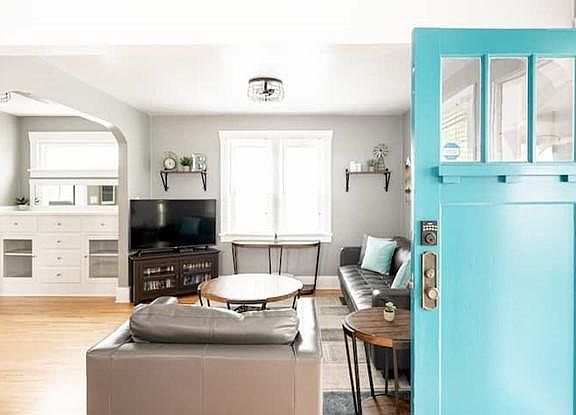 Entry into living room