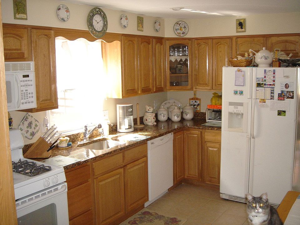 Kitchen Renovated in 2006