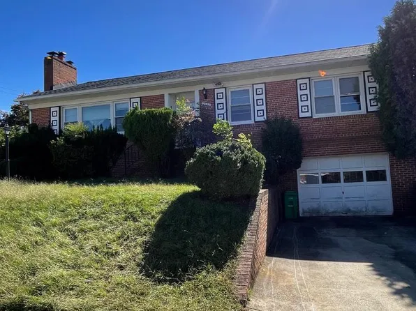 2027 Jameson St, Temple Hills, MD 20748