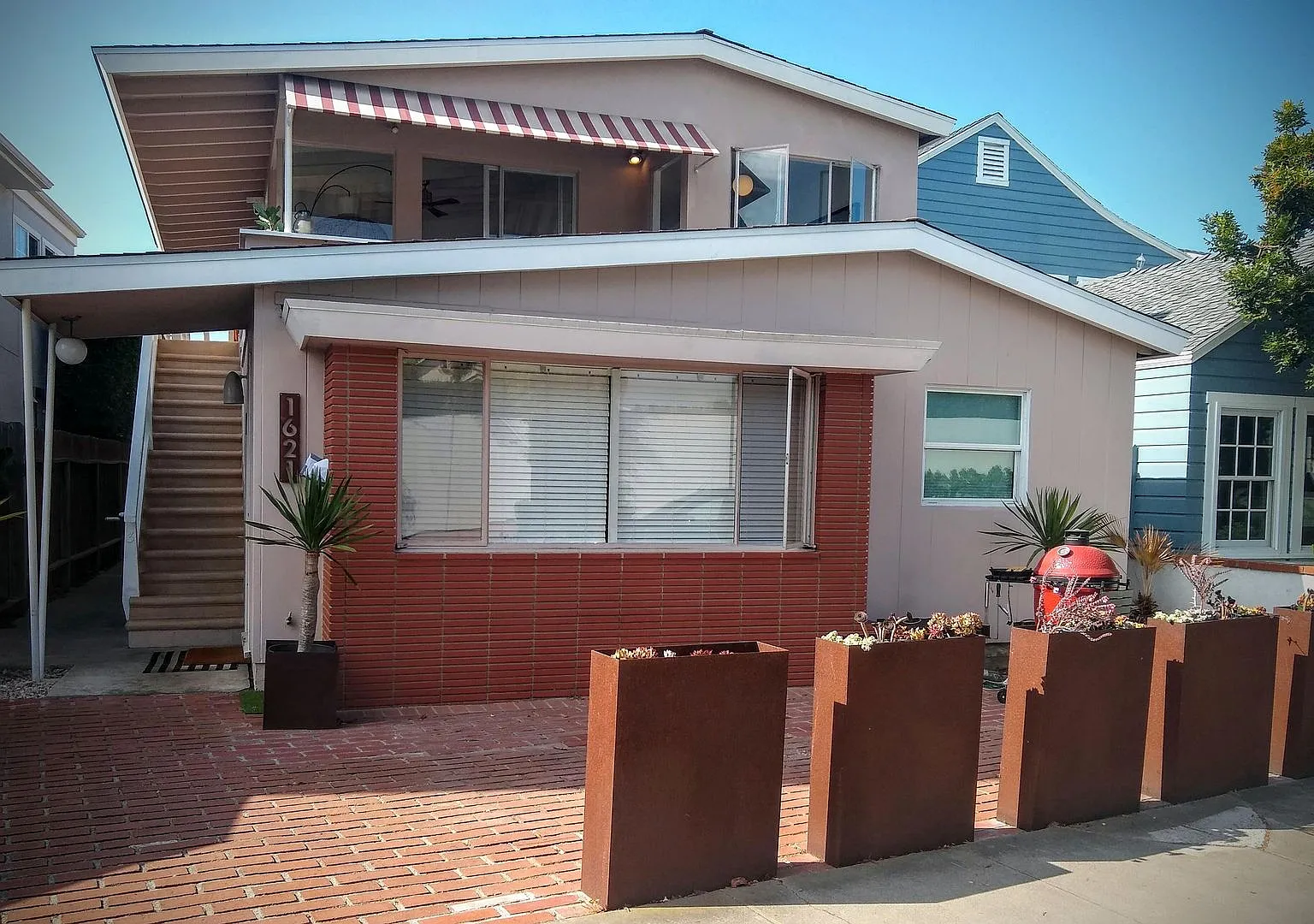 1621 East Balboa Blvd. — Photo 1