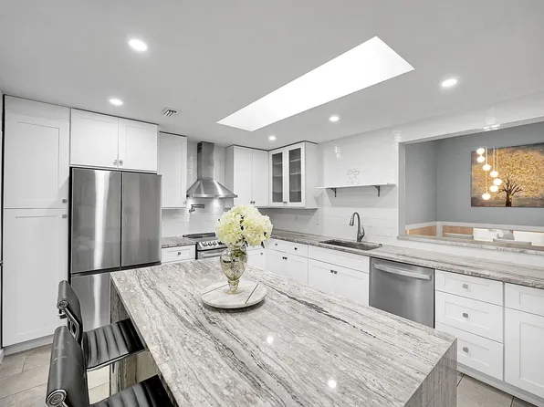 5205 Bolero Circle #5205, Delray Beach, FL 33484