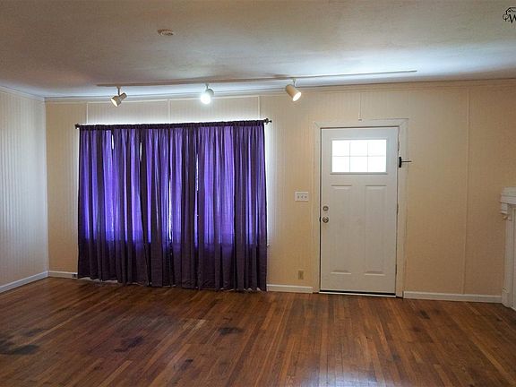 4th image of 1700 Pearl Ave #1808