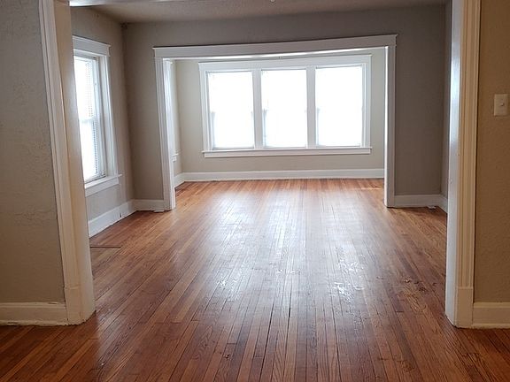 2nd image of 4025 Harrison St #2S