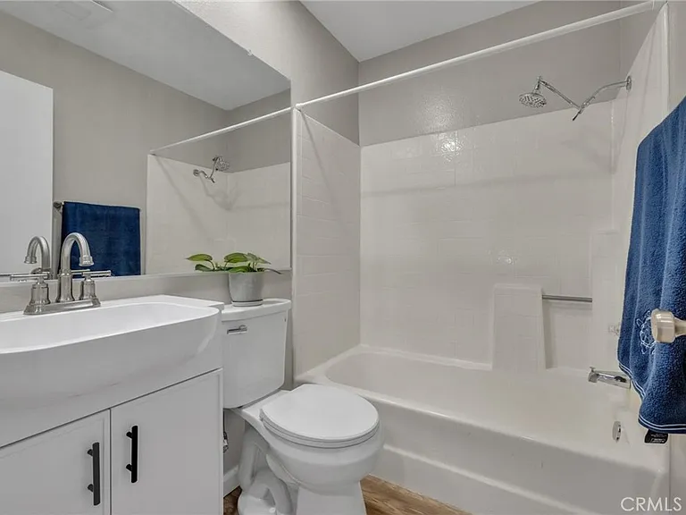 2390 W Orangethorpe Ave #10 — Photo 21