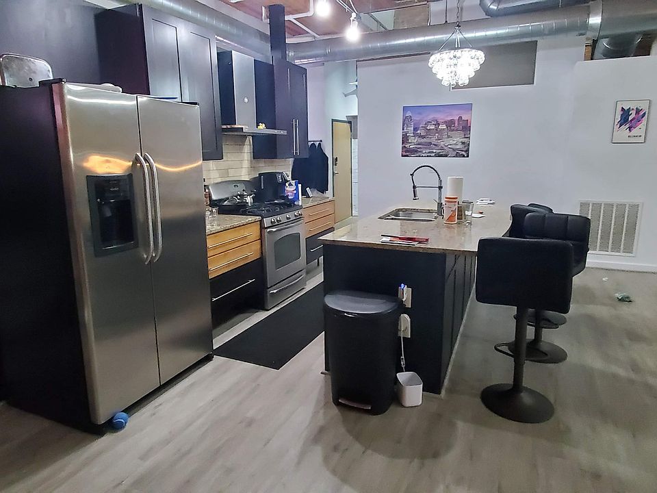 1st image of 1417 Main St Unit 1