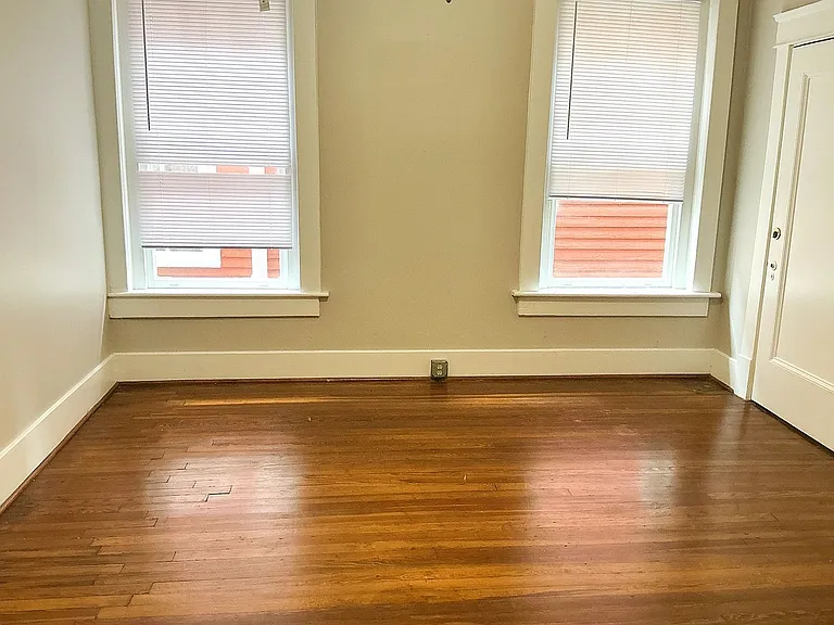 Katherine Court Apartments — Photo 43