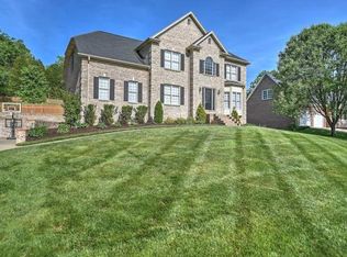 1213 Sussex Dr, Kingsport, TN 37660