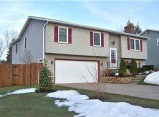 3828 Grannery Dr, Erie, PA 16510