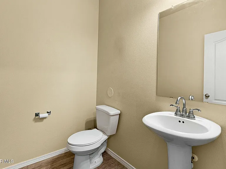 3909 Desert Dunes Dr — Photo 19