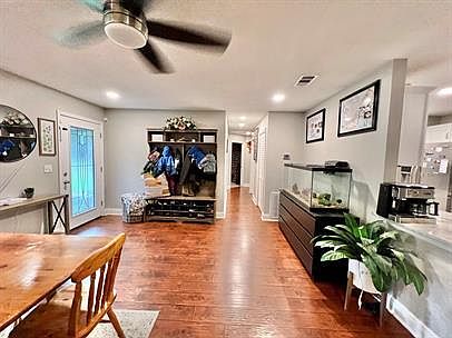 1st image of 111 Robinwood Dr
