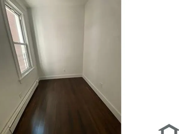 25 Cedar St, Yonkers, NY 10701