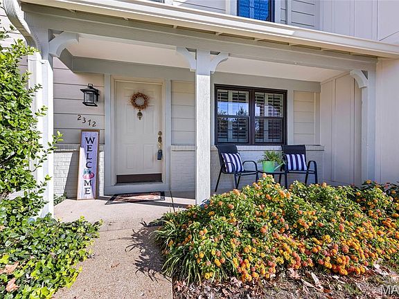 3rd image of 2372 Hidden Meadow Ln