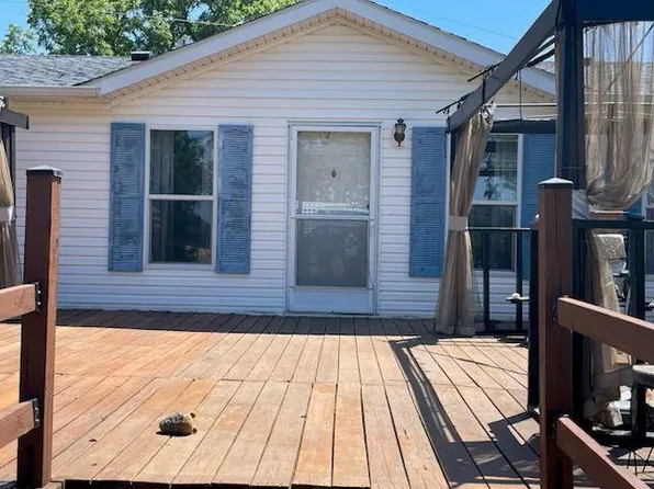 11204 NW County Line Rd, Whitewater, KS 67154