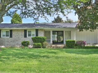 5252 Loma Linda Ln NE, Canton, OH 44714