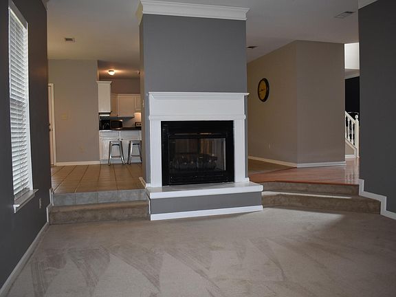 4th image of 14243 Cloverhill Blvd