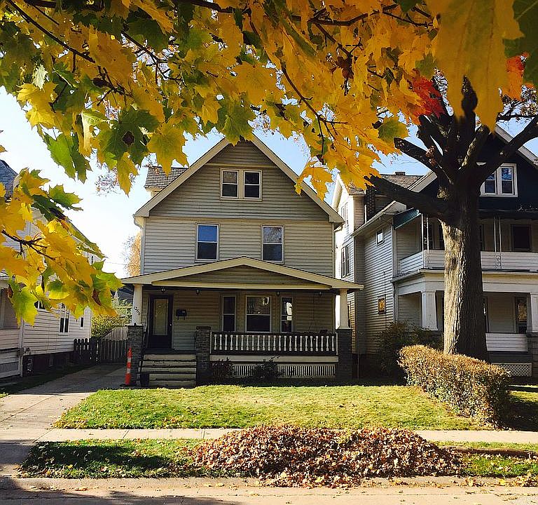 1st image of 1260 Donald Ave