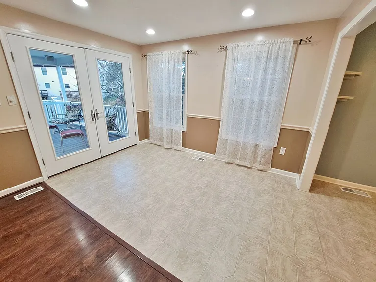 417 Debbi Ct — Photo 15