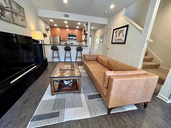 2nd image of 25 McAker Ct APT 133