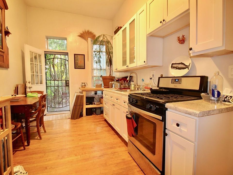 1st image of 518 4th Ave #1