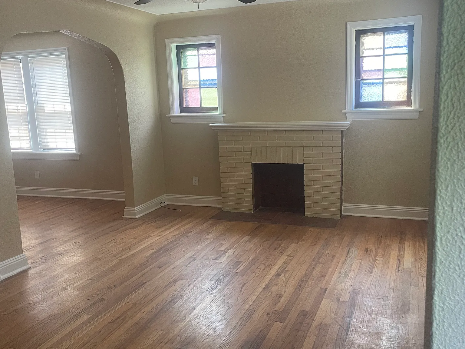 3 bed, 1032 sqft, $1,250 — Photo 2