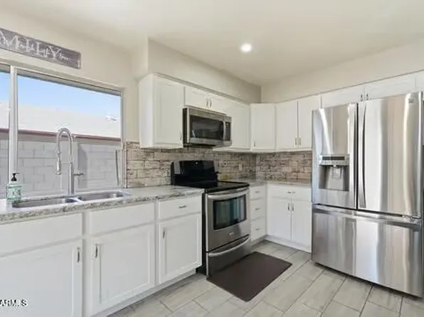 8650 N 56th Avenue, Glendale, AZ 85302