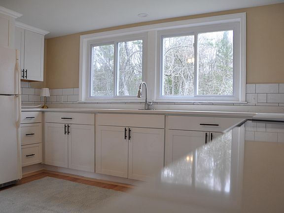 3rd image of 117 Blackstrap Road