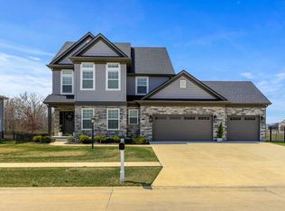 1103 Cascade Dr, Savoy, IL 61874