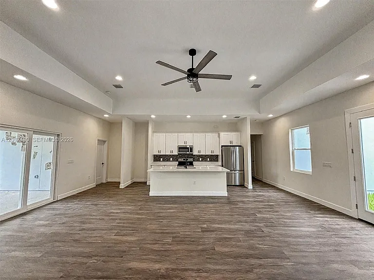 738 Harriet Ave SW — Photo 15