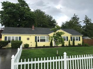 490 Buttonwoods Ave, Warwick, RI 02886