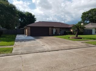 3164 Fellswood Ln, Port Neches, TX 77651