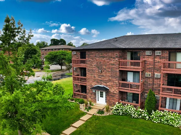 1105 Cedar St APT 3B, Glendale Heights, IL 60139