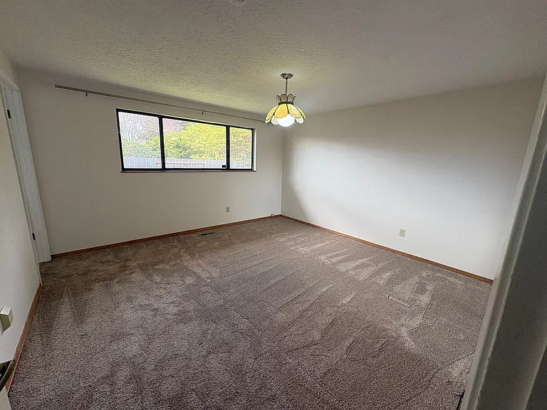 2292 Timothy Ct — Photo 13