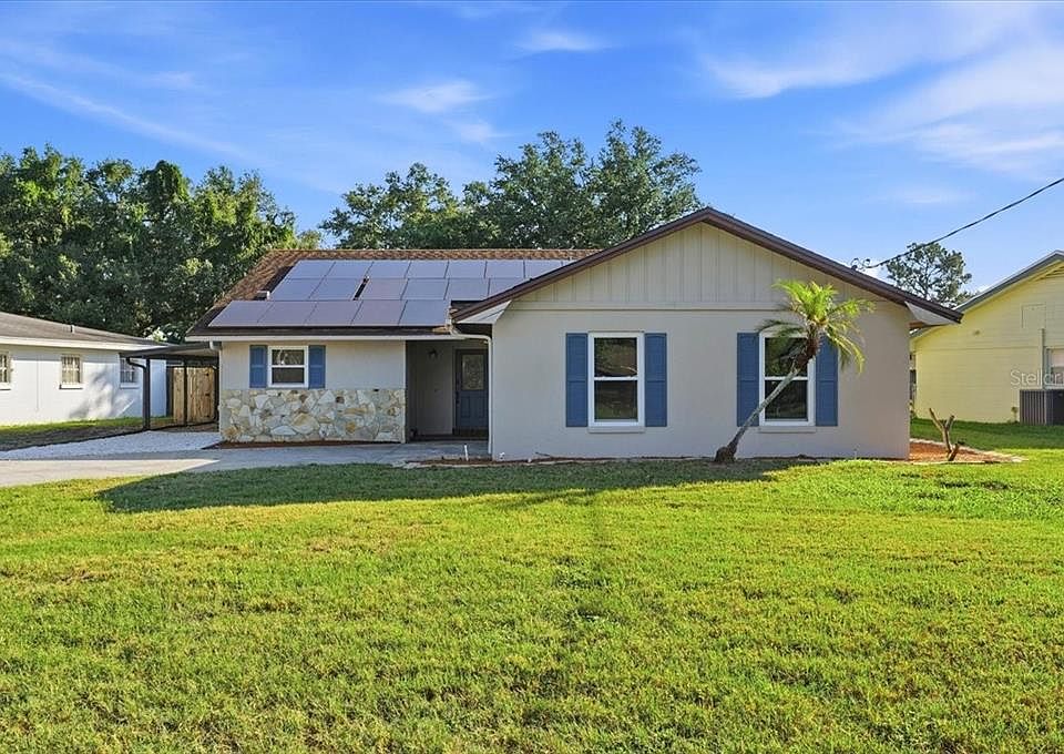 1st image of 430 HILLCREST DRIVE SE