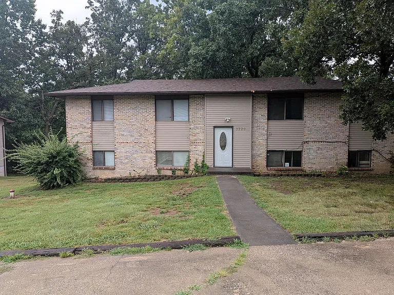 3229 Cassidy Rd — Photo 1