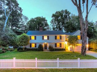 47 Winthrop Dr, Riverside, CT 06878