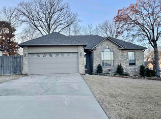 5013 Willow Glen Cir, Sherwood, AR 72120