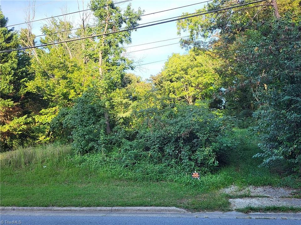 1st image of 2321 Brentwood St