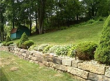 4th image of 121 Lyn Dale Dr