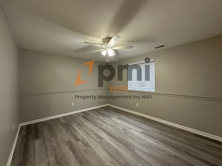 219 Sandalwood Dr — Photo 12