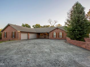 9309B Daybreak Dr, Knoxville, TN 37931