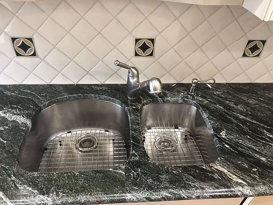 Sold by Maxwell Kates Inc. | media 12