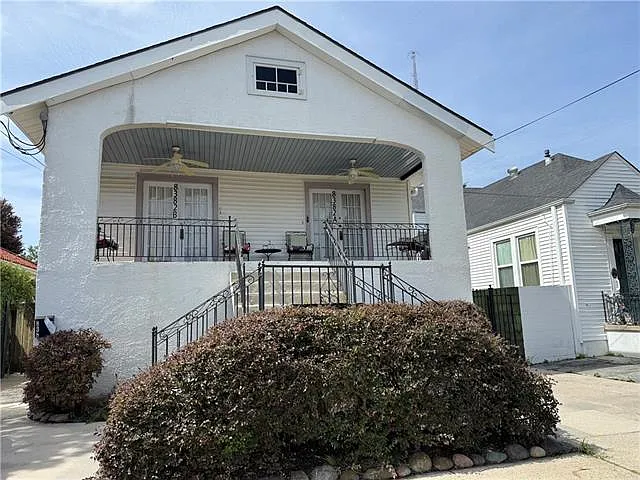838 Weiblen Pl