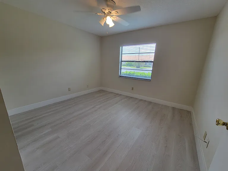 6014 Indrio Rd #3 — Photo 10