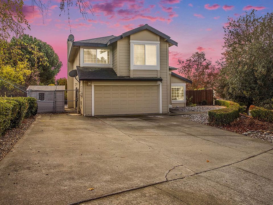 1st image of 370 Southport Way