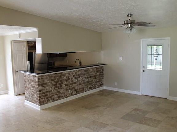 4th image of 16231 Hollow Wood Dr