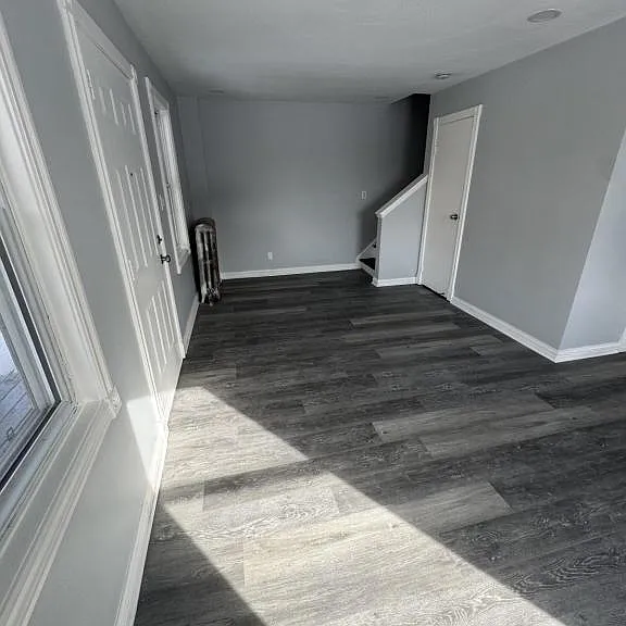 116 N Hickory St — Photo 2