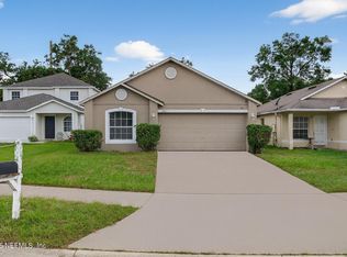 2042 Wiley Oaks Ln, Jacksonville, FL 32210