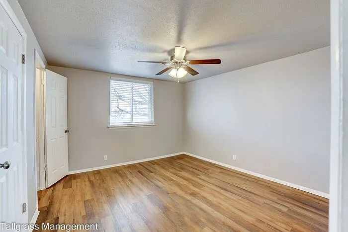 2528 E 6th St #2 — Photo 6