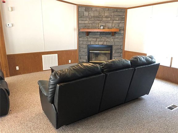 2nd image of 129 Hillcrest Dr