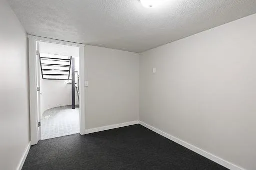 643 W Lakeshore Dr — Photo 4